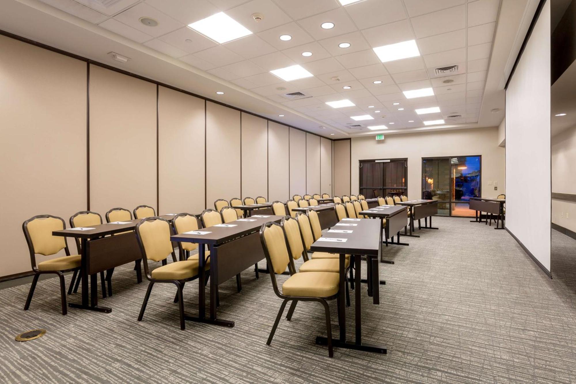 Hampton Inn & Suites San Diego-Poway Exterior photo